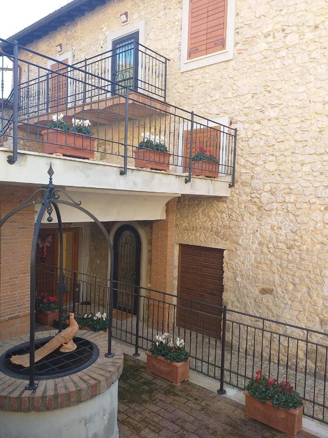 Casale Dei Priori Bed & Breakfast Rocca Massima ภายนอก รูปภาพ