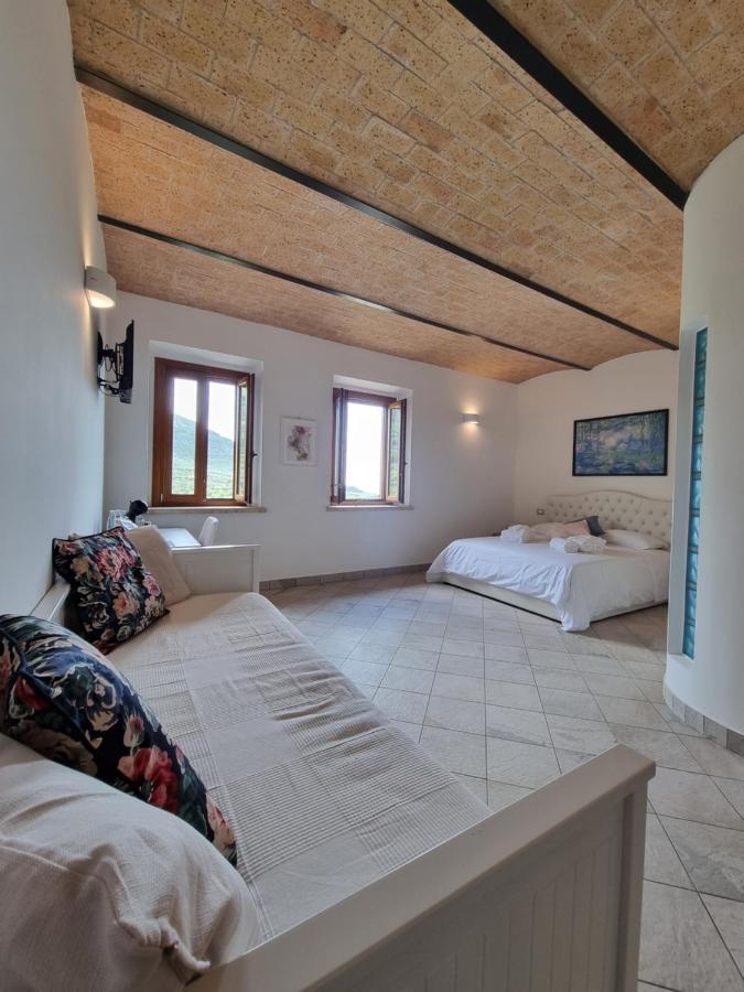 Casale Dei Priori Bed & Breakfast Rocca Massima ภายนอก รูปภาพ