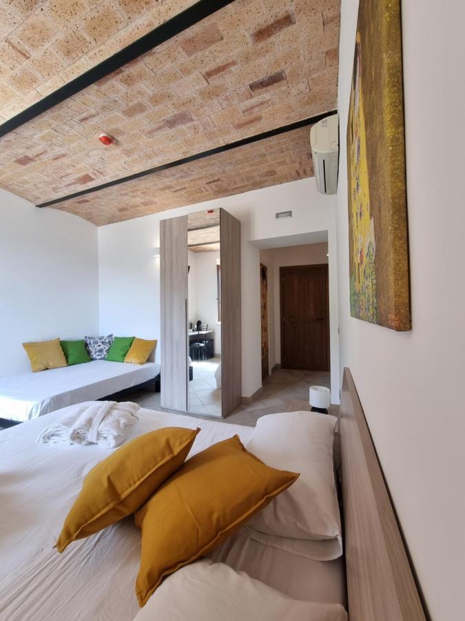Casale Dei Priori Bed & Breakfast Rocca Massima ภายนอก รูปภาพ